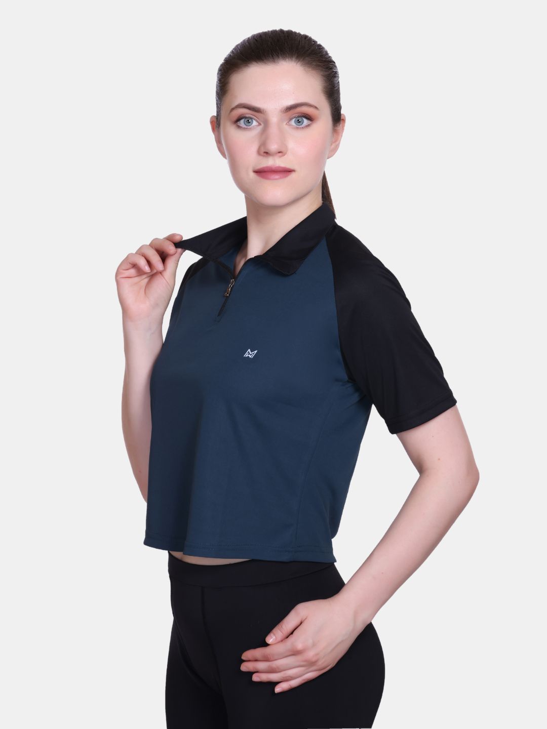 White Moon Women Crop Gym T Shrit/ Top (Sea Green)